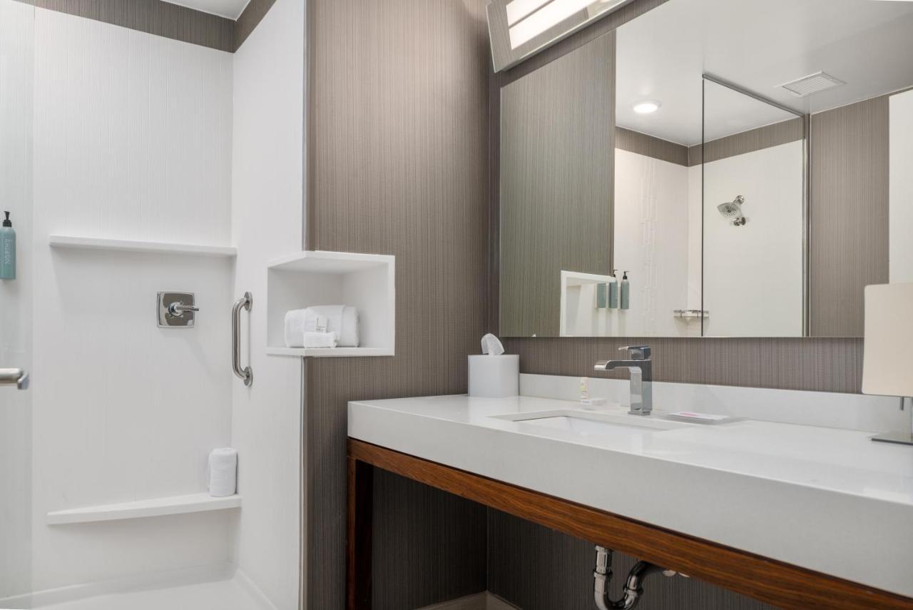 Hotel Courtyard By Marriott Houston Northeast Extérieur photo